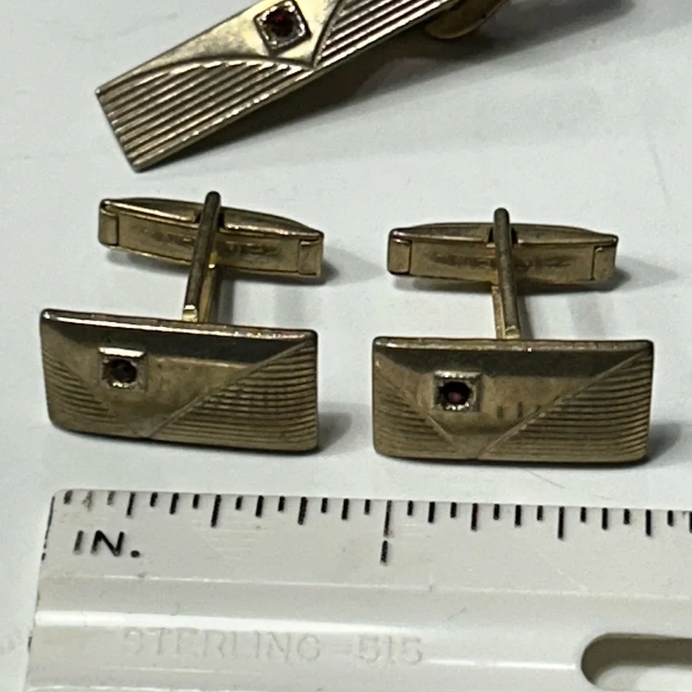 Vintage Simulated Ruby Gold Toned Cufflinks and Tie Bar